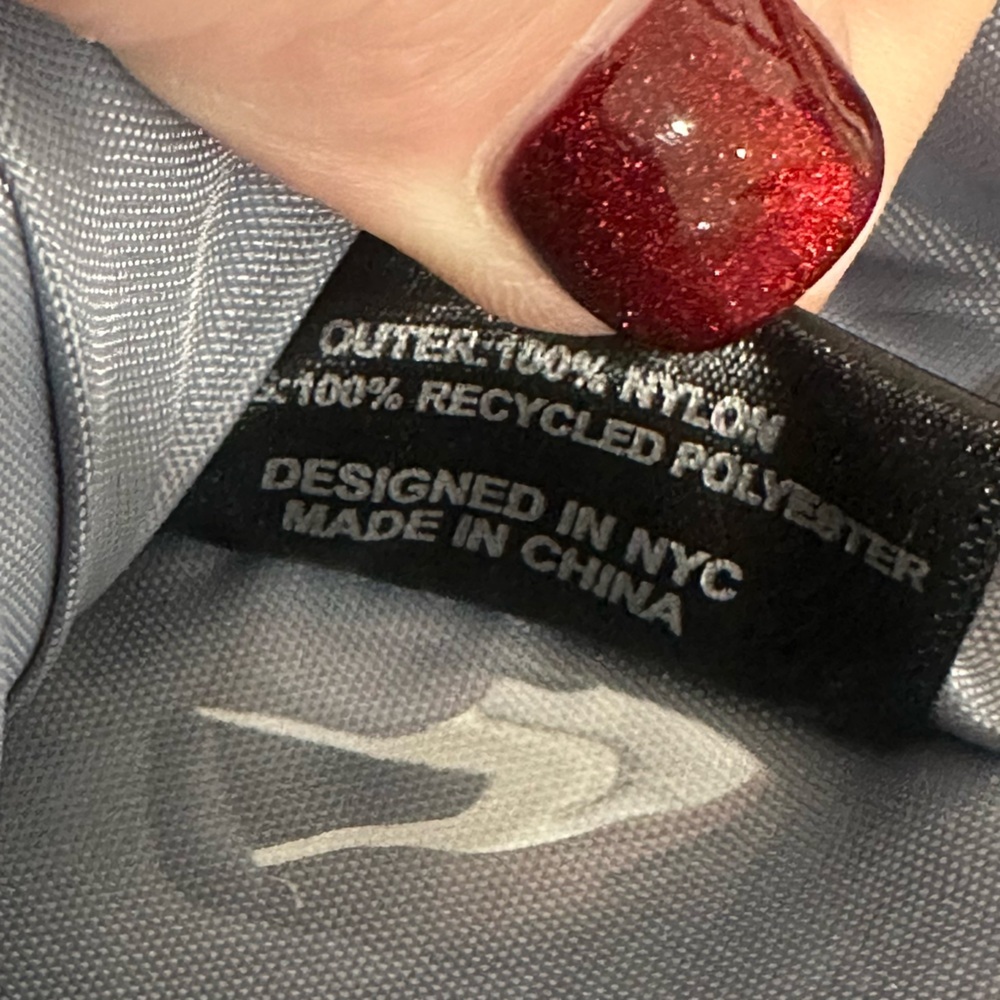 IHKWIP Nylon Multi-Pocket Everyday Essentials Crossbody Bag Tan Beige 2 straps - Picture 13 of 16